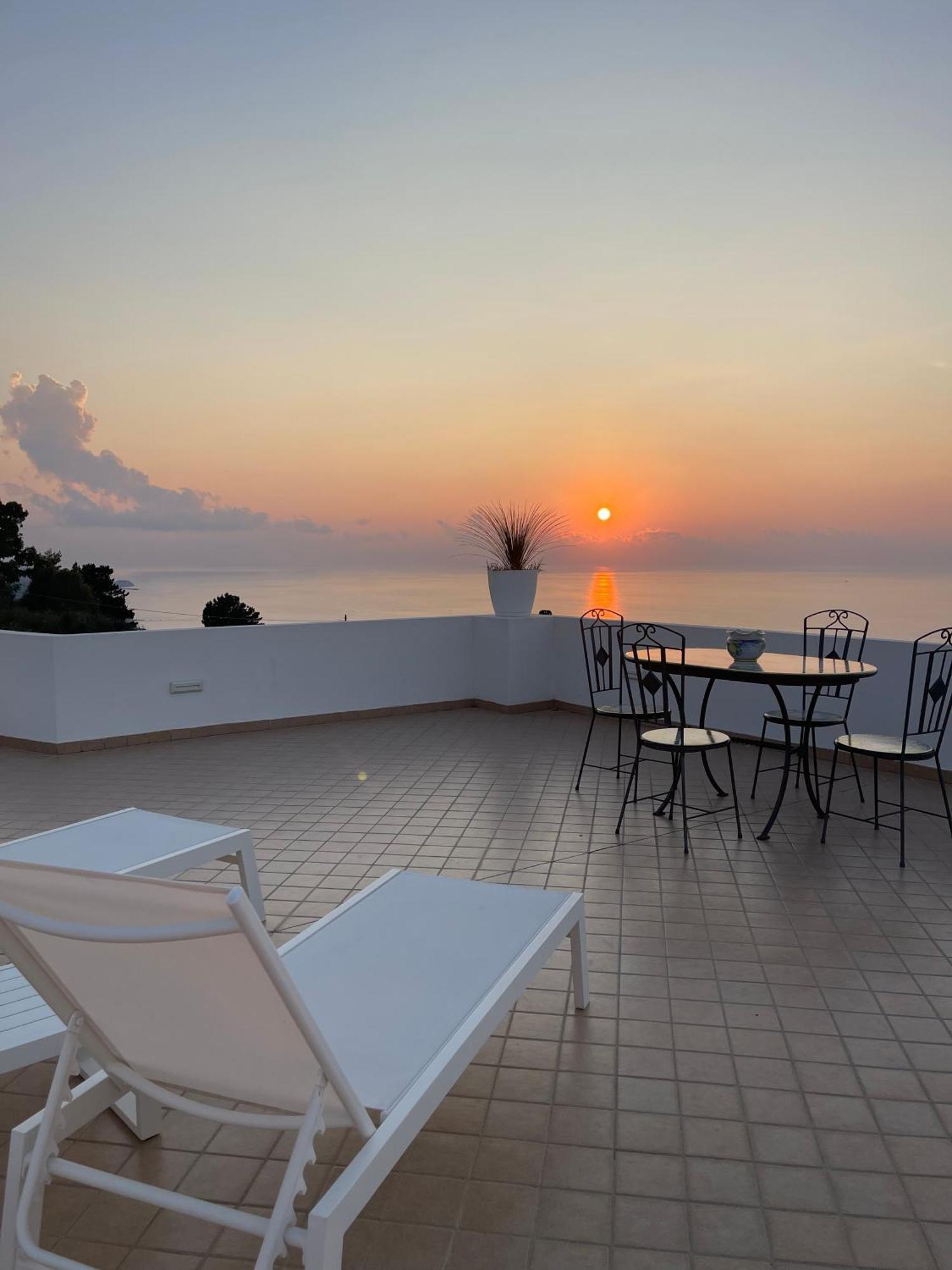Villa Sofia *Luxury Experience In Calabria Zambrone Kültér fotó